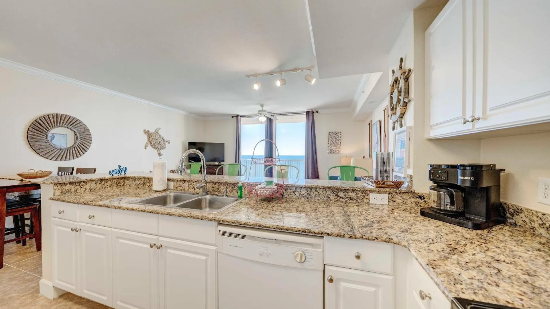 Stunning Beach Front Condo Panama City Beach 0*,