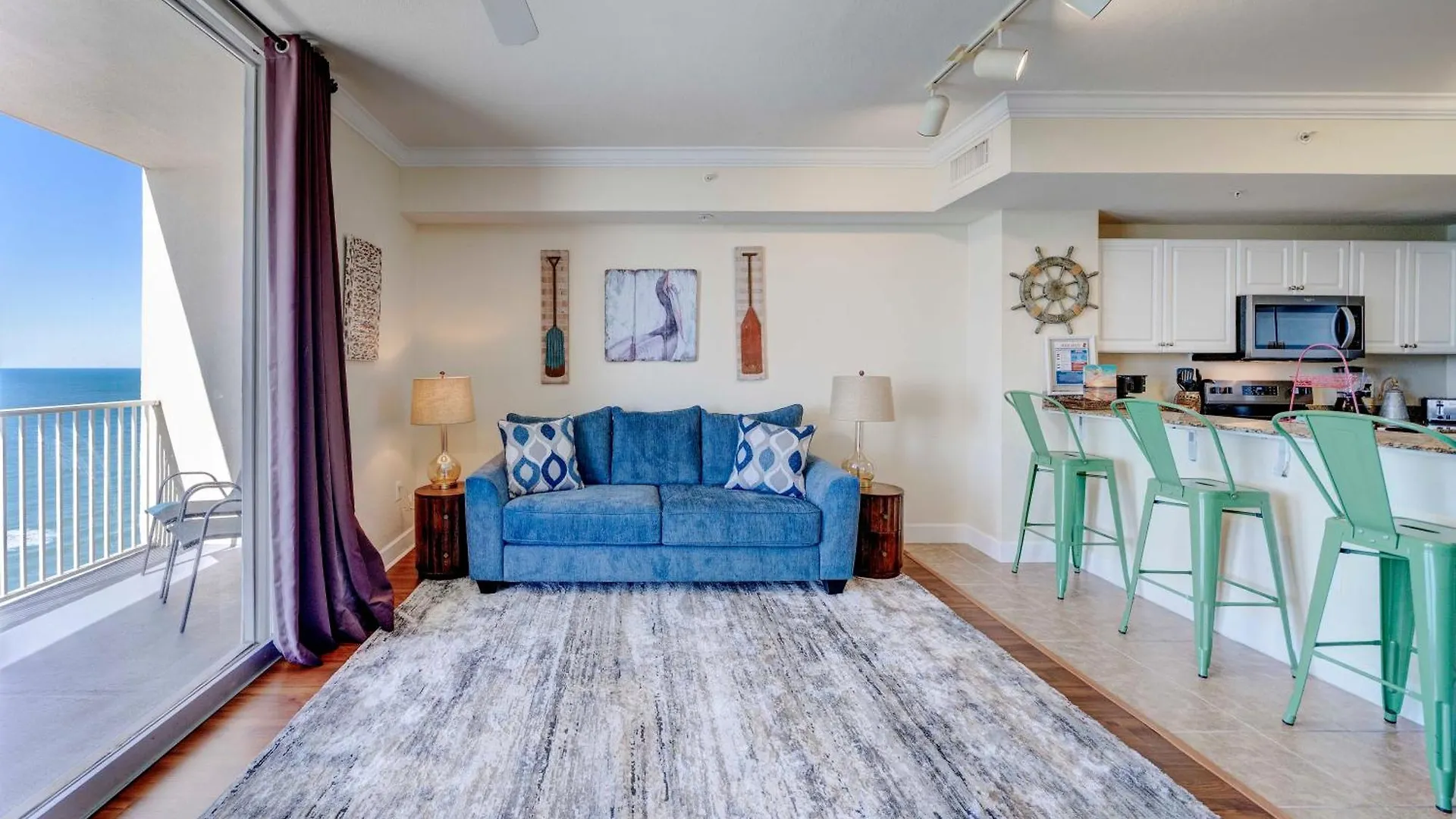 Aparthotel Stunning Beach Front Condo Panama City Beach